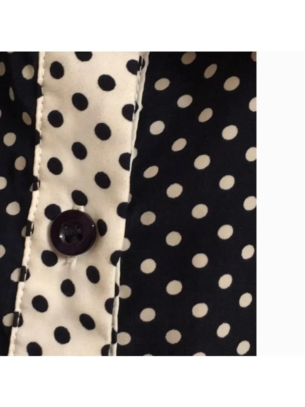 Forever 21 Modest womens size Medium polka dots dark blue white‎ button-d…